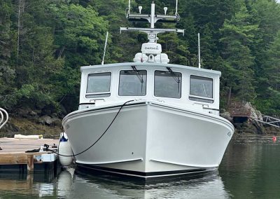 Yacht TWISTED - 2020 36' Calvin Beal - BOW