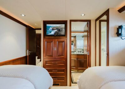 SEAQUINN - 2013 Westport 112 Raised Pilothouse Motor Yacht