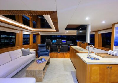CHINDON – 100′ (30.48m) Ocean Alexander 2017 Motor Yacht Enclosed Bridge
