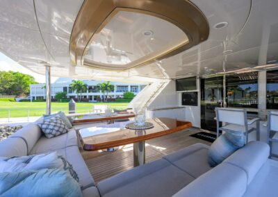 CHINDON – 100′ (30.48m) Ocean Alexander 2017 Motor Yacht Enclosed Bridge