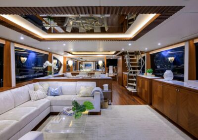 CHINDON – 100′ (30.48m) Ocean Alexander 2017 Motor Yacht Enclosed Bridge