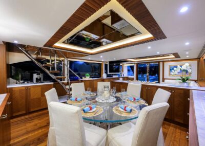 CHINDON – 100′ (30.48m) Ocean Alexander 2017 Motor Yacht Enclosed Bridge