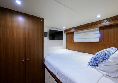 CHINDON – 100′ (30.48m) Ocean Alexander 2017 Motor Yacht Enclosed Bridge